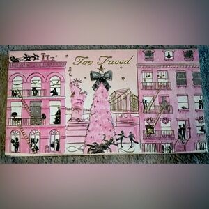 Too Faced Christmas’s Palette